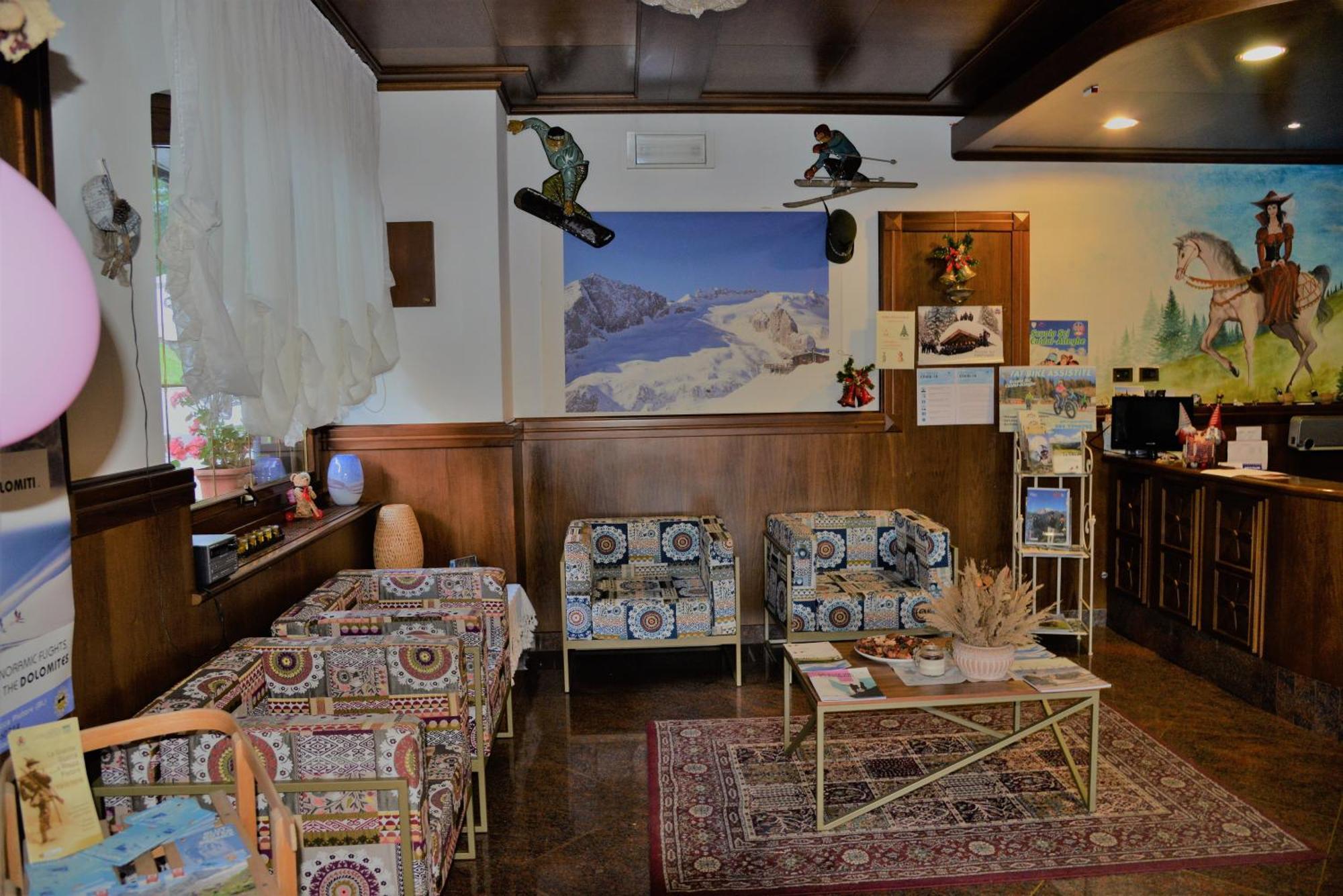 Hotel Marianna Rocca Pietore Buitenkant foto