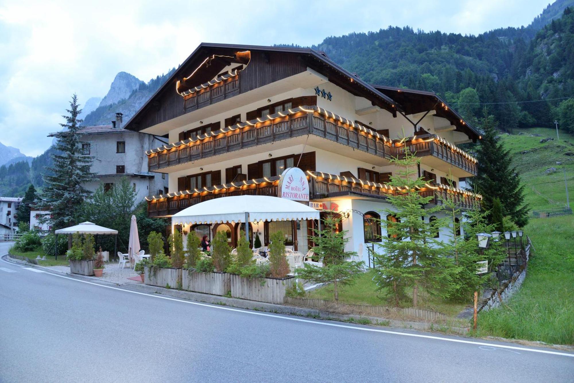 Hotel Marianna Rocca Pietore Buitenkant foto