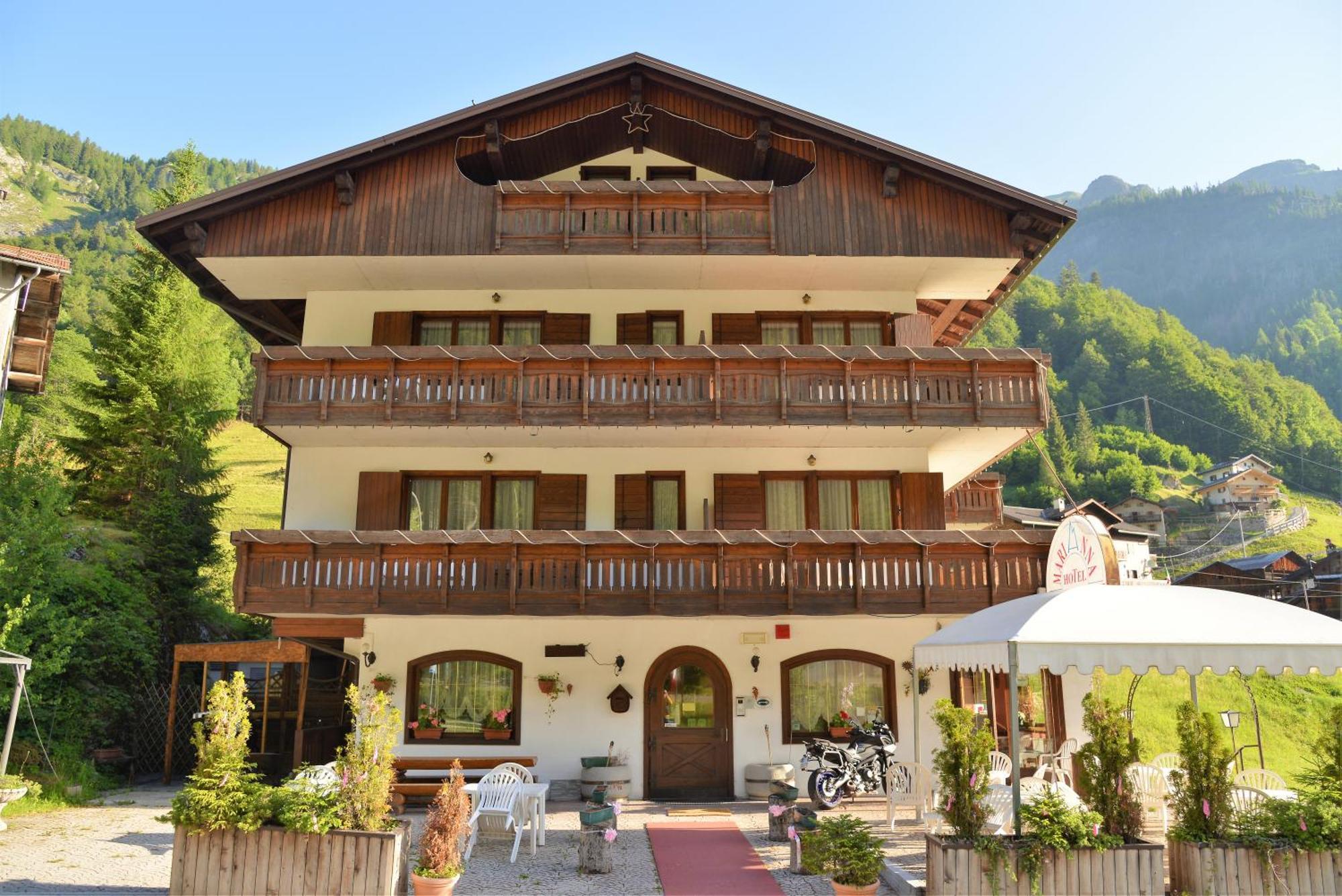 Hotel Marianna Rocca Pietore Buitenkant foto