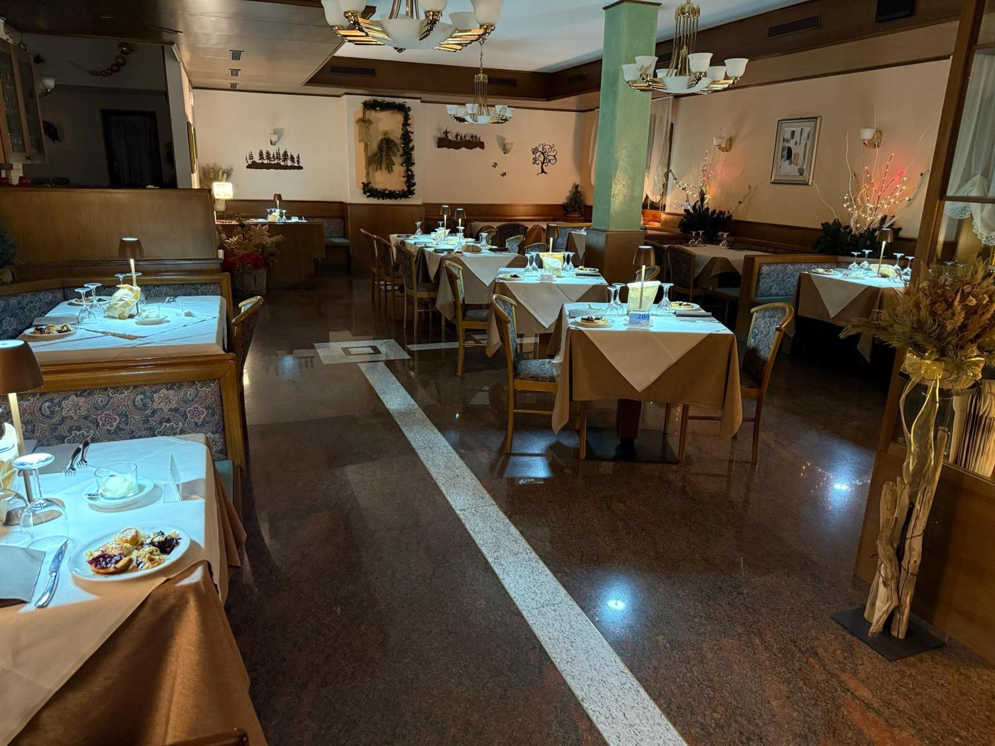 Hotel Marianna Rocca Pietore Buitenkant foto